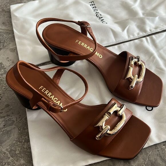 Ferragamo Priscilla Gancini Leather Ankle Strap Sandals, New, Size 7.5/37 - Picture 8 of 15